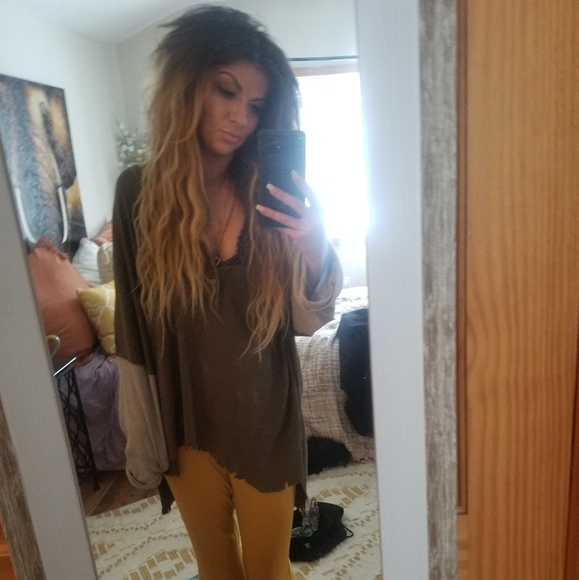 Meet your Posher, Sarah - Picture 2 of 4